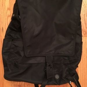 Black Lululemon backpack